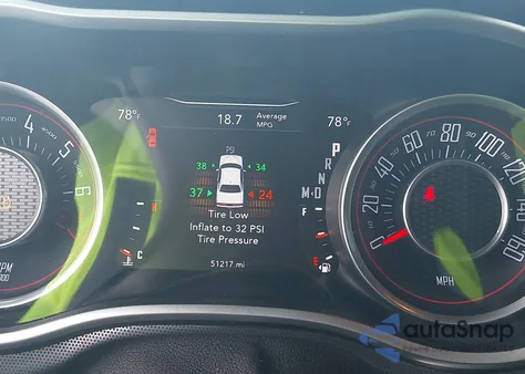 2015 Dodge Challenger Sxt Plus z USA, uszkodzony, nr VIN 2C3CDZBG7FH789367